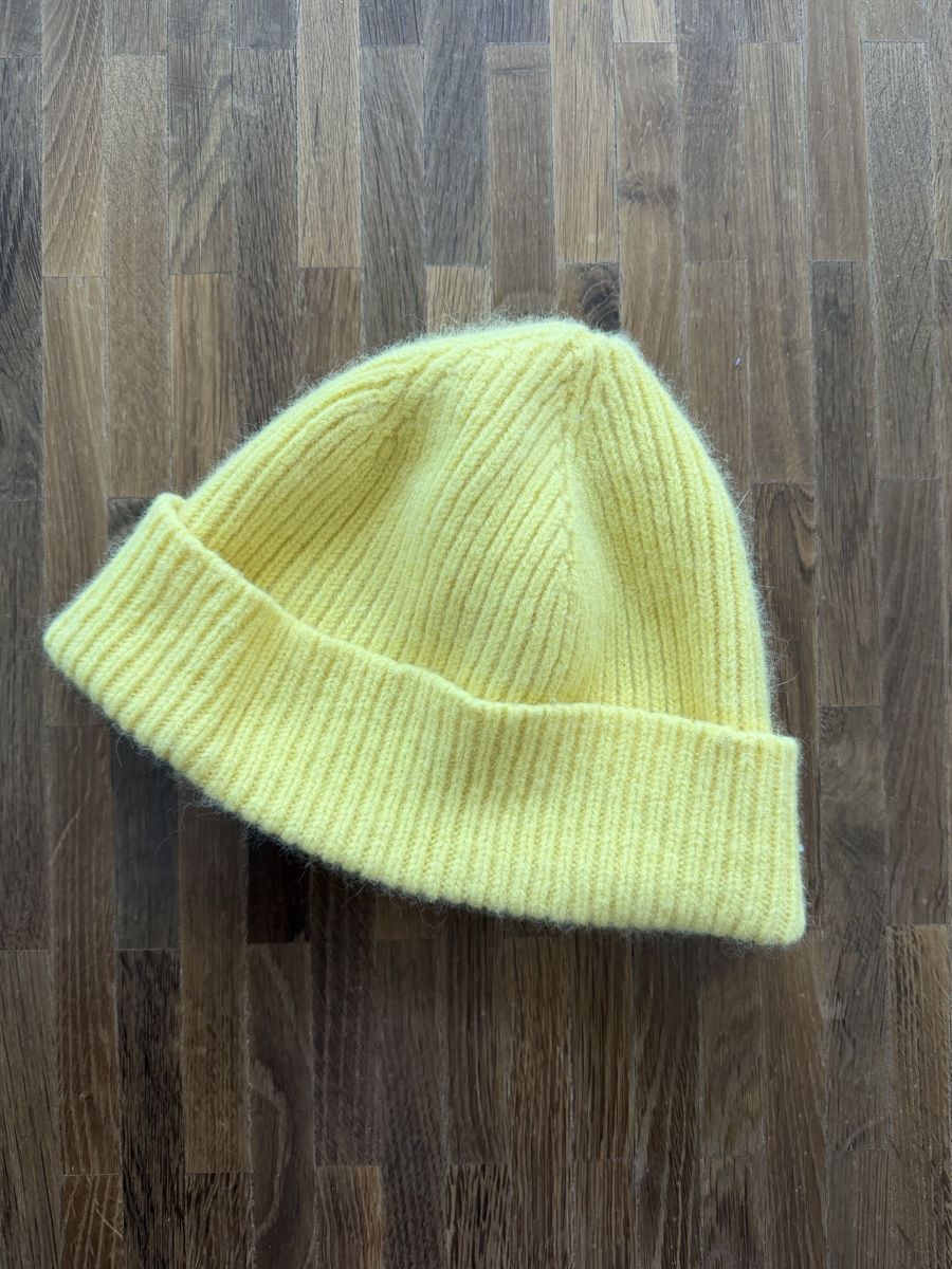 Hüte, Mützen & Caps: LE BONNET - yellow beanie / made in UK – Gebraucht aus Zürich von Anil_sag