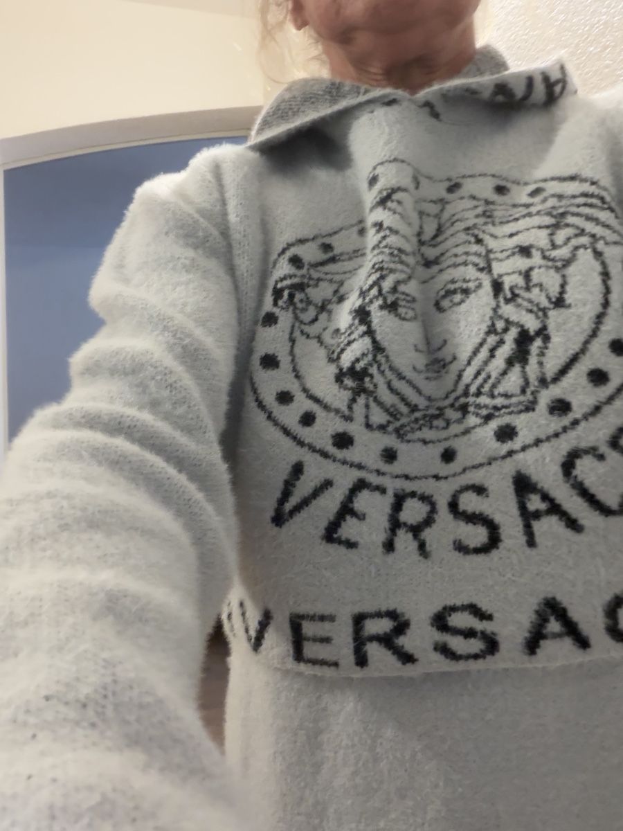 Versace Lots de vêtements: Ensemble Versace pull et robe gris état impeccable – D'occasion à Delémont par amo_jx5x 1