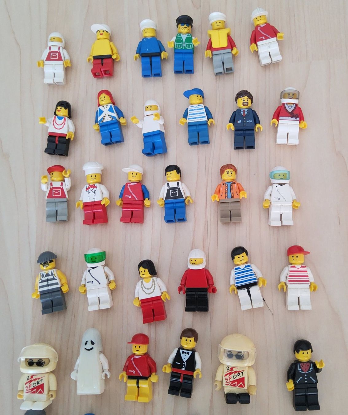 Lego Giocattoli: Viele Lego Figuren – Usato da Diegten venduto da ayla2009 2