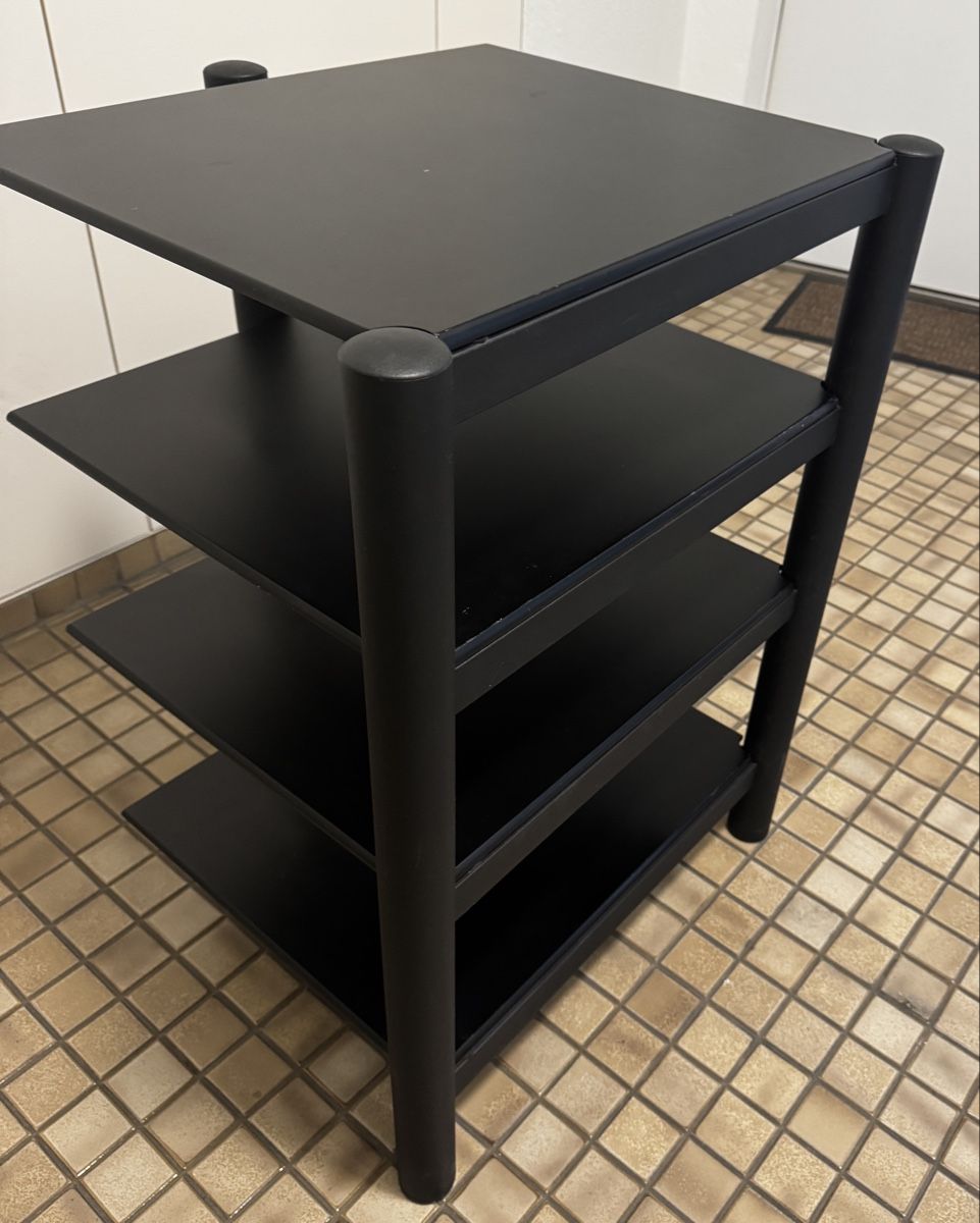 Supporti a parete: Hi-Fi Rack 4 shelfs – Usato da Zürich venduto da Tapehead 2