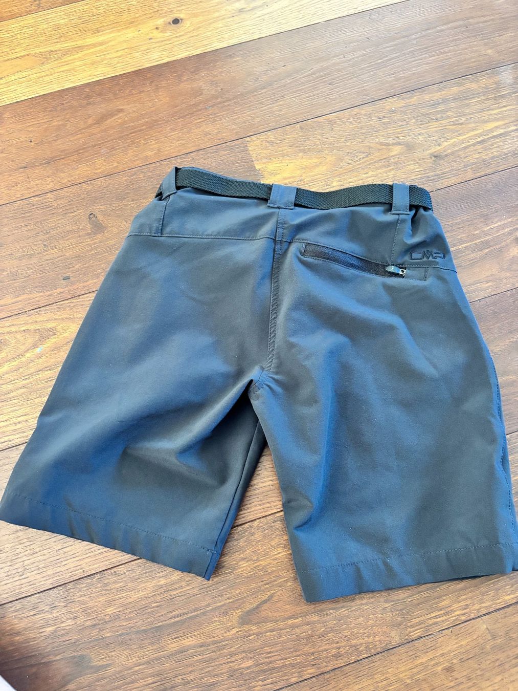 Pantalons: CMP Hiking Shorts  gr 140 – D'occasion à Schönenbuch par ver_58wg 1