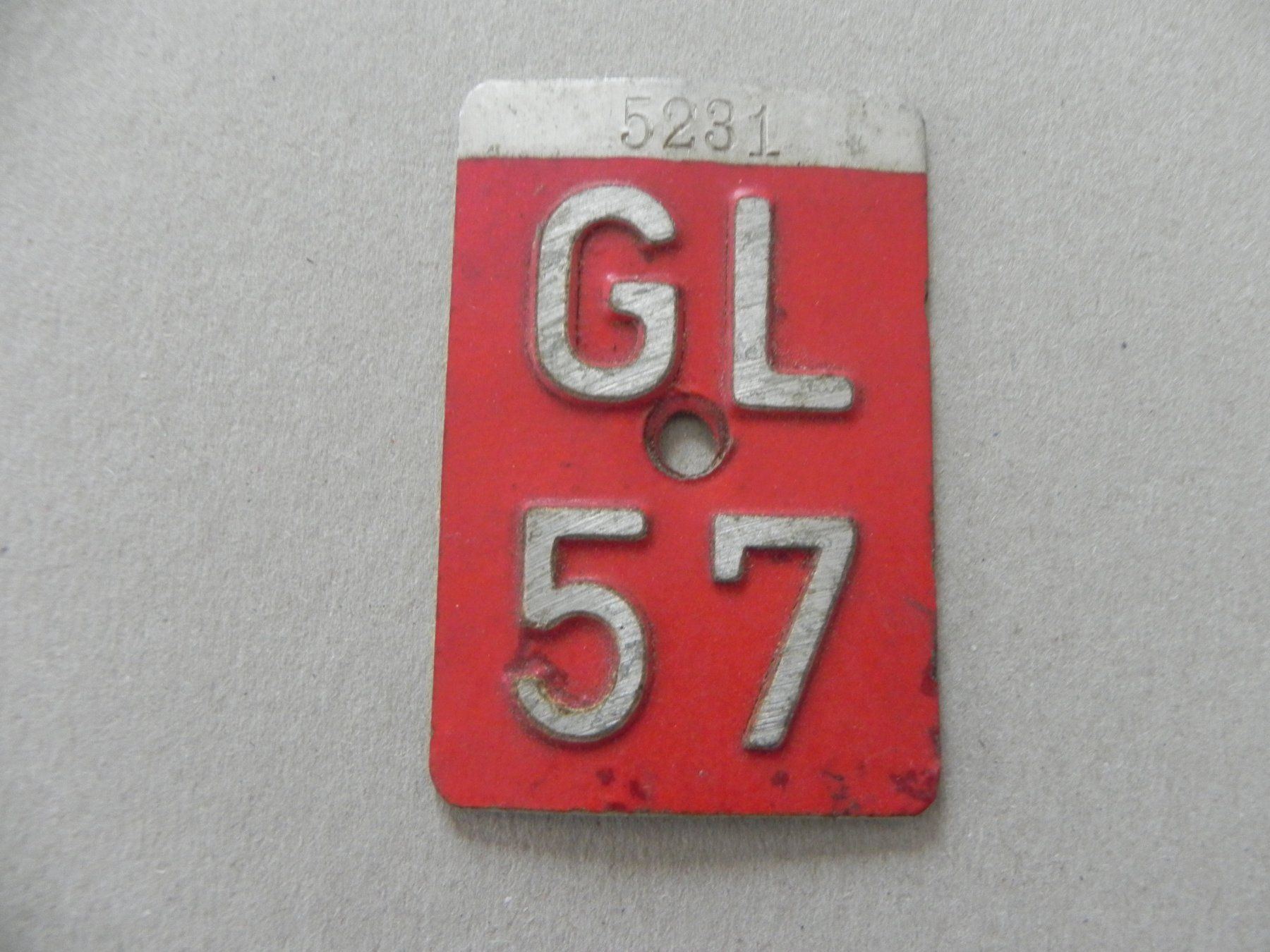 Insegne: Velonummer Rad Velo Nummer GL 57 Glarus 1957 Geschenk – Usato da Siebnen venduto da krimsie