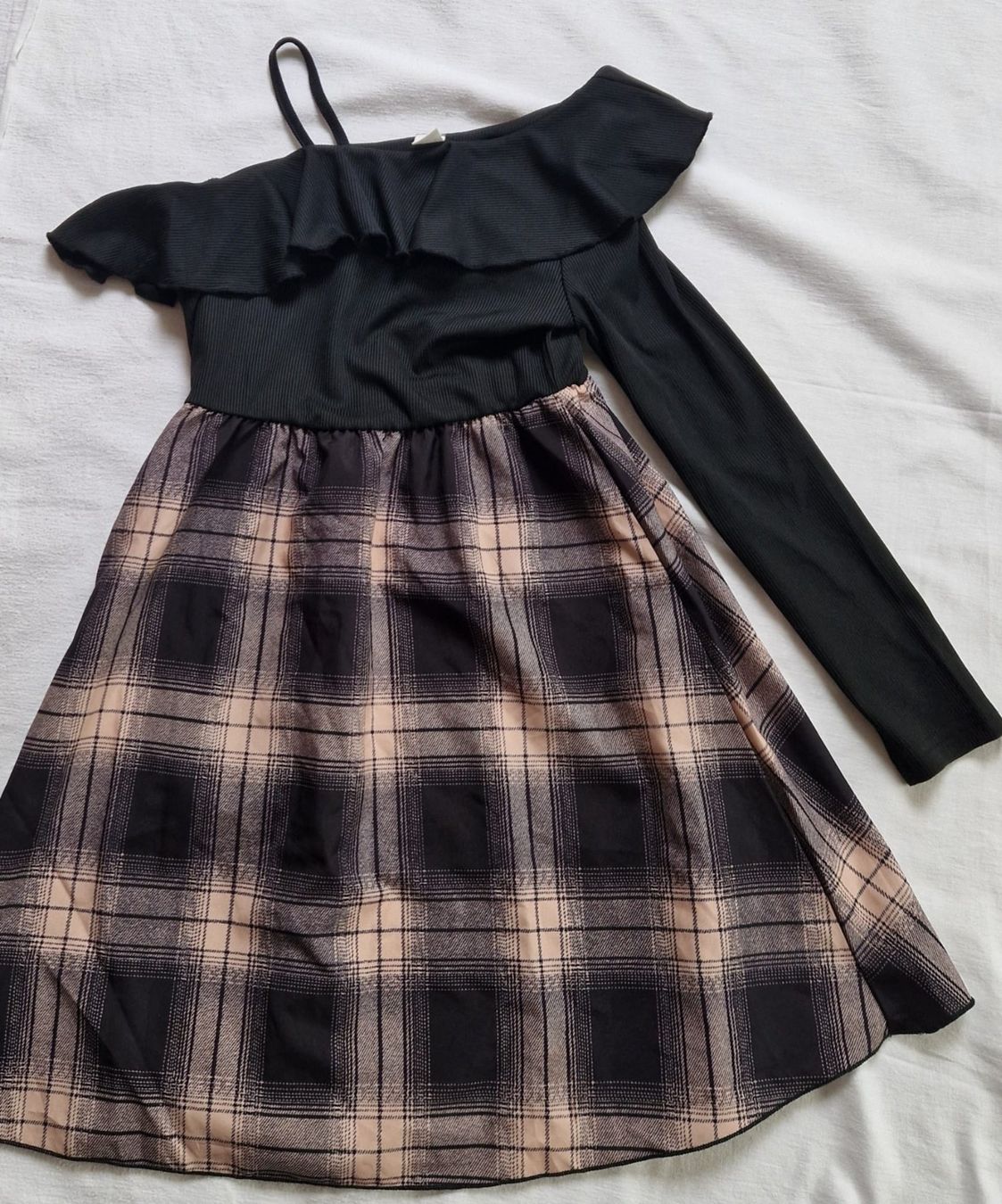 Vestiti & Gonne: Kinderkleid Gr. 134 kariert, mit Gürtel – Usato da Muri b. Bern venduto da rol_xtf8