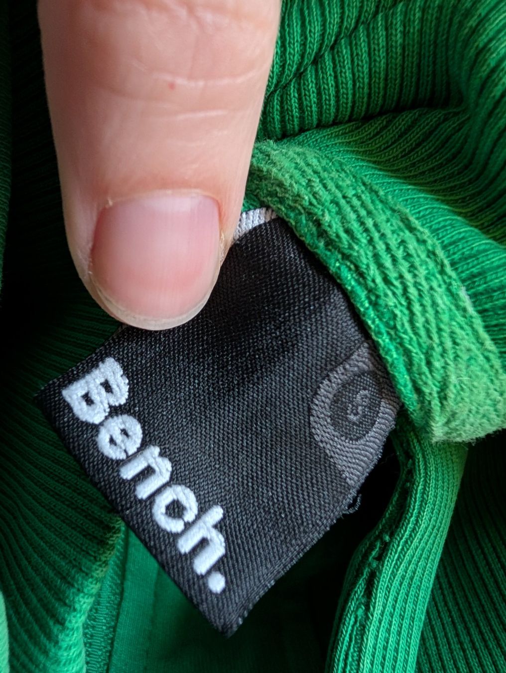 Bench Giacche: Bench hoodie – Usato da Zermatt venduto da msz_nb9h 1