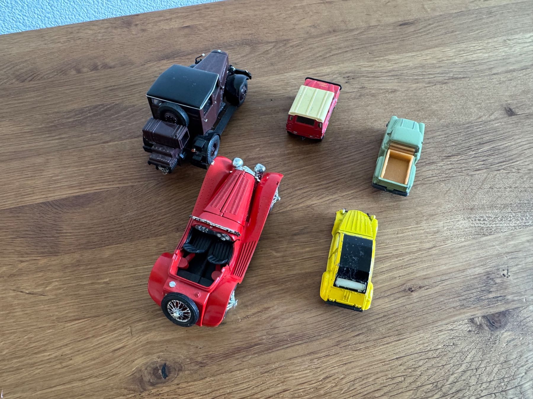 Modellini d'auto: 5 x Modellautos – Usato da Frauenfeld venduto da dilili 2