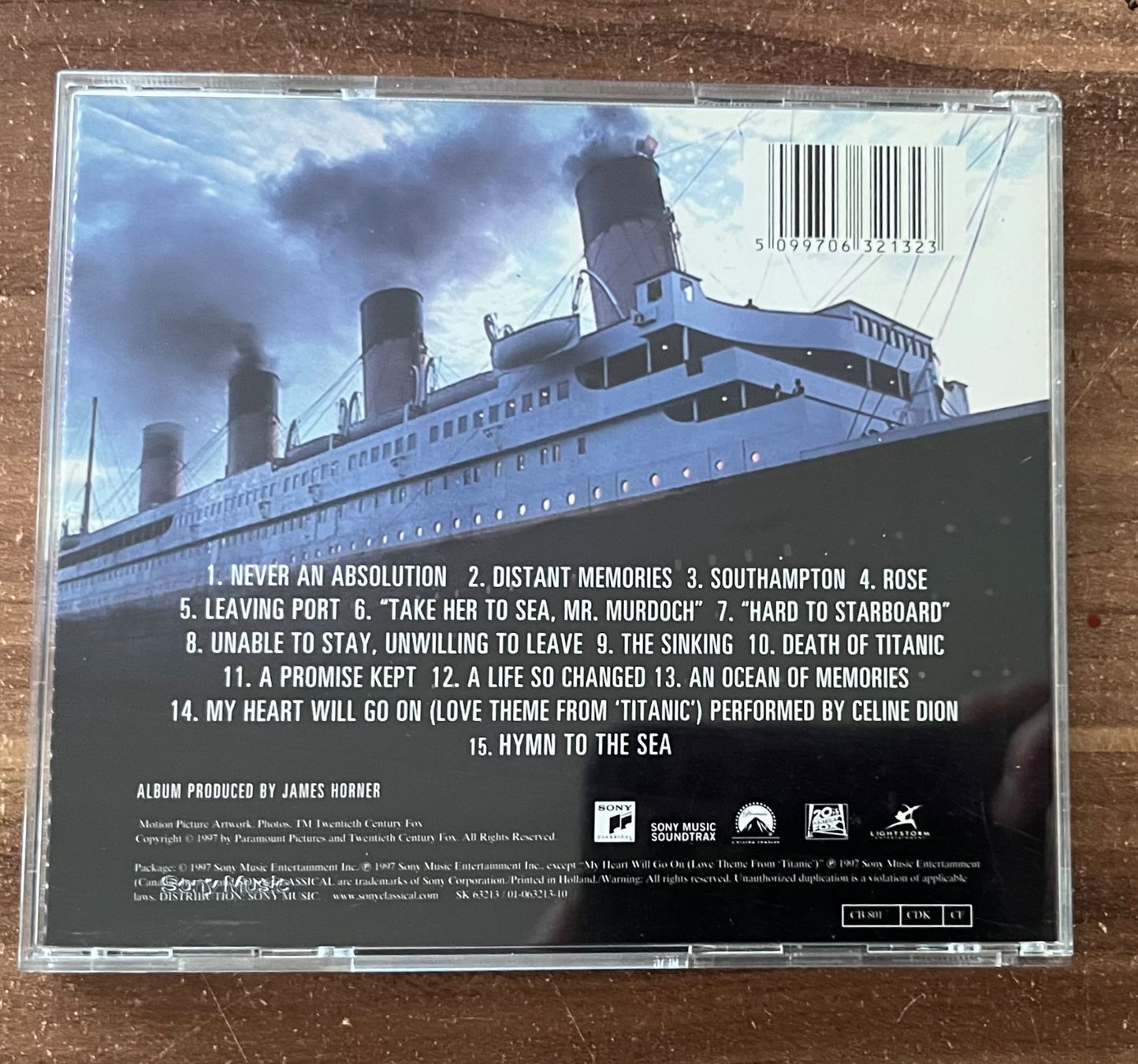 CDs: Titanic -Music from the motion picture – Gebraucht aus Petit-Lancy von Hastala42 2