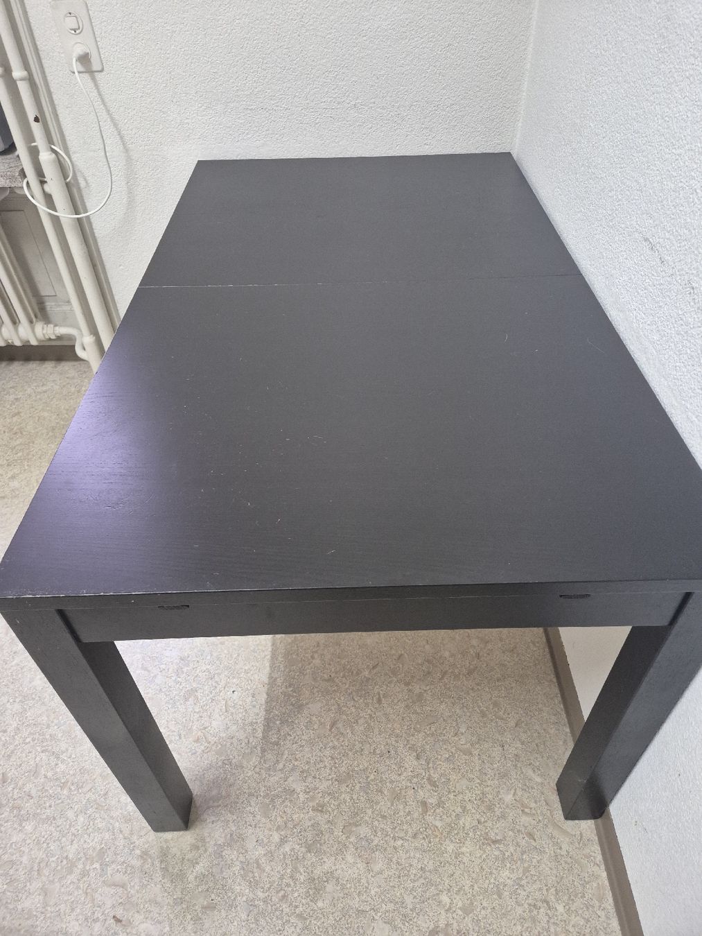 Ikea Tavoli: Tisch IKEA BJURSTA ausziehbar schwarz – Usato da Wald ZH venduto da _Hotarubi_ 1