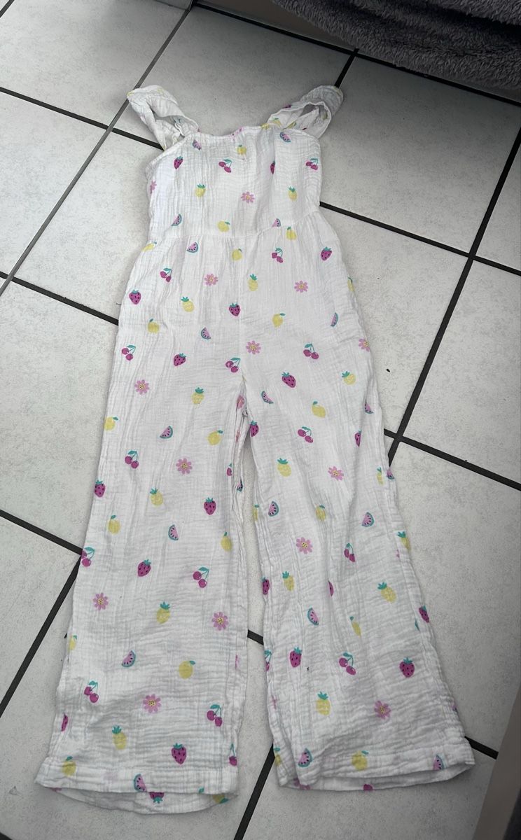 Lotti & Set di vestiti: Mädchen Set Gr 134 – Usato da Schötz venduto da Maumau83 1