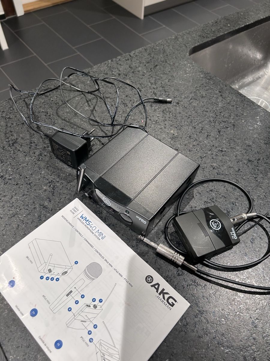 Strumenti musicali: AKG WMS40 Mini Pro Mikrofon Set - Gebraucht – Usato da Hinterkappelen venduto da pha_d8fj 2