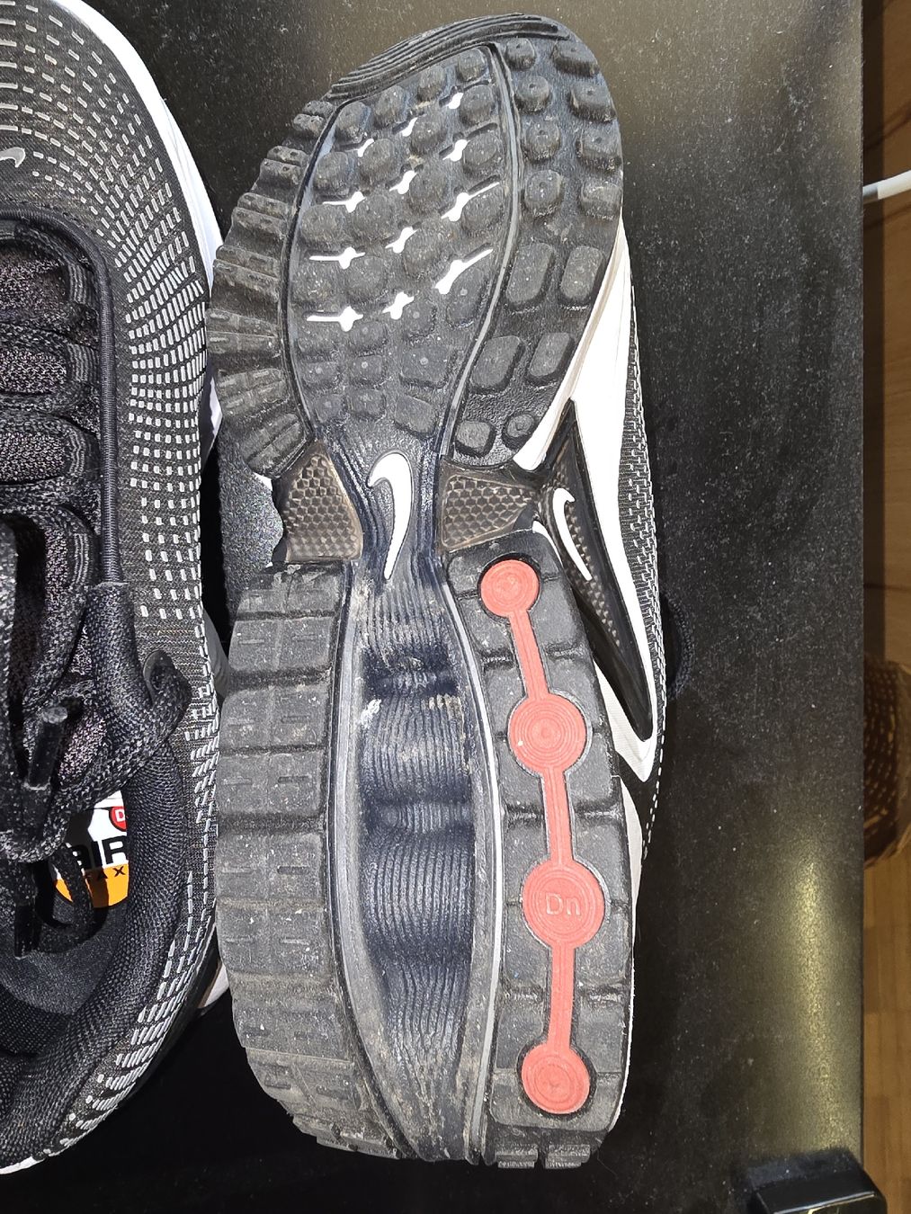 Nike Scarpe da uomo: Nike Air Max TN, Grösse 40.5, neu – Nuovo (secondo la descrizione) da Brugg AG venduto da linetta9 1