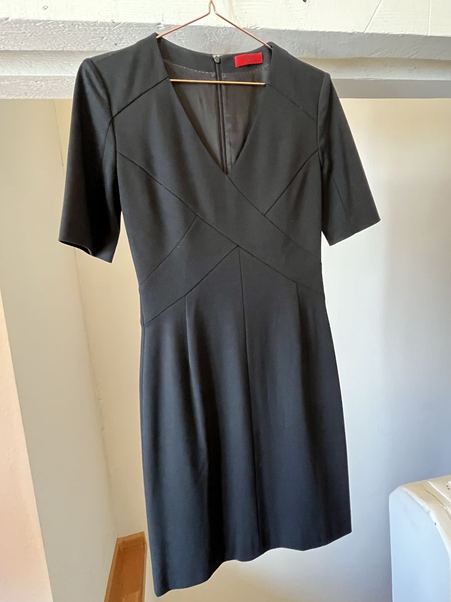 Hugo Boss Vestiti: Kleid von HUGO BOSS in Grösse 34 – Usato da Basel venduto da barracuda360