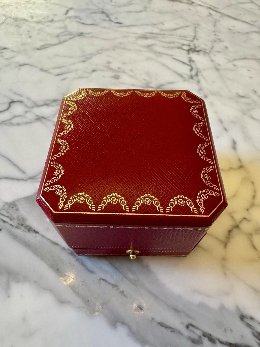 Barattoli: Boîte Cartier – Usato da Genève venduto da Oscar-111