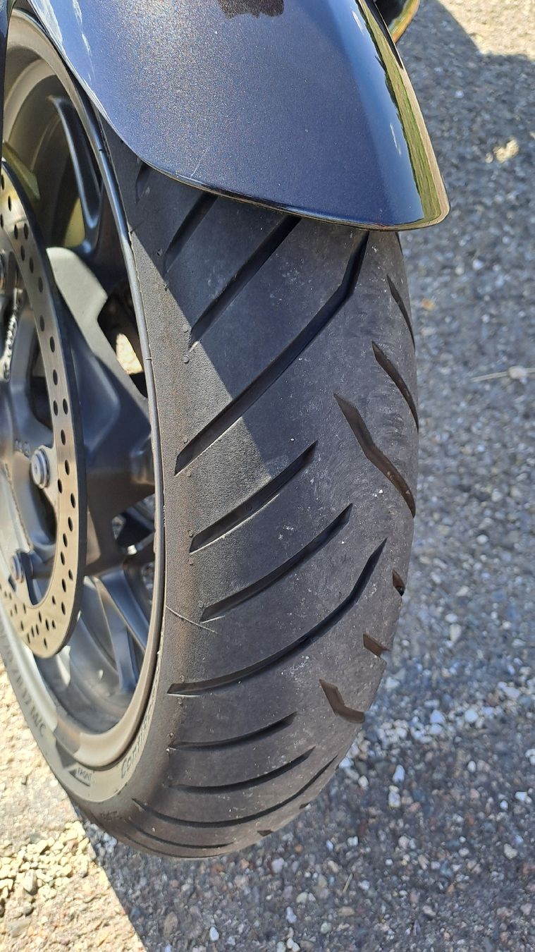 BMW Strada: BMW R1200R LC 2018 – Usato da La Chaux-de-Fonds venduto da modivany 4