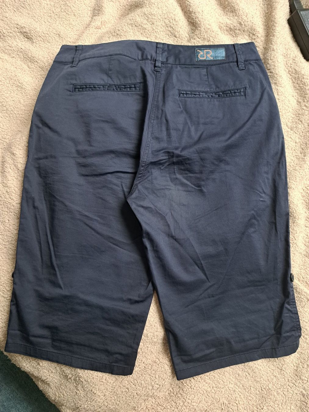 Raffaello Rossi Pantaloni: Bermuda Hosen Raffaello Rossi 36 – Usato da Bern venduto da M.J.R. 1
