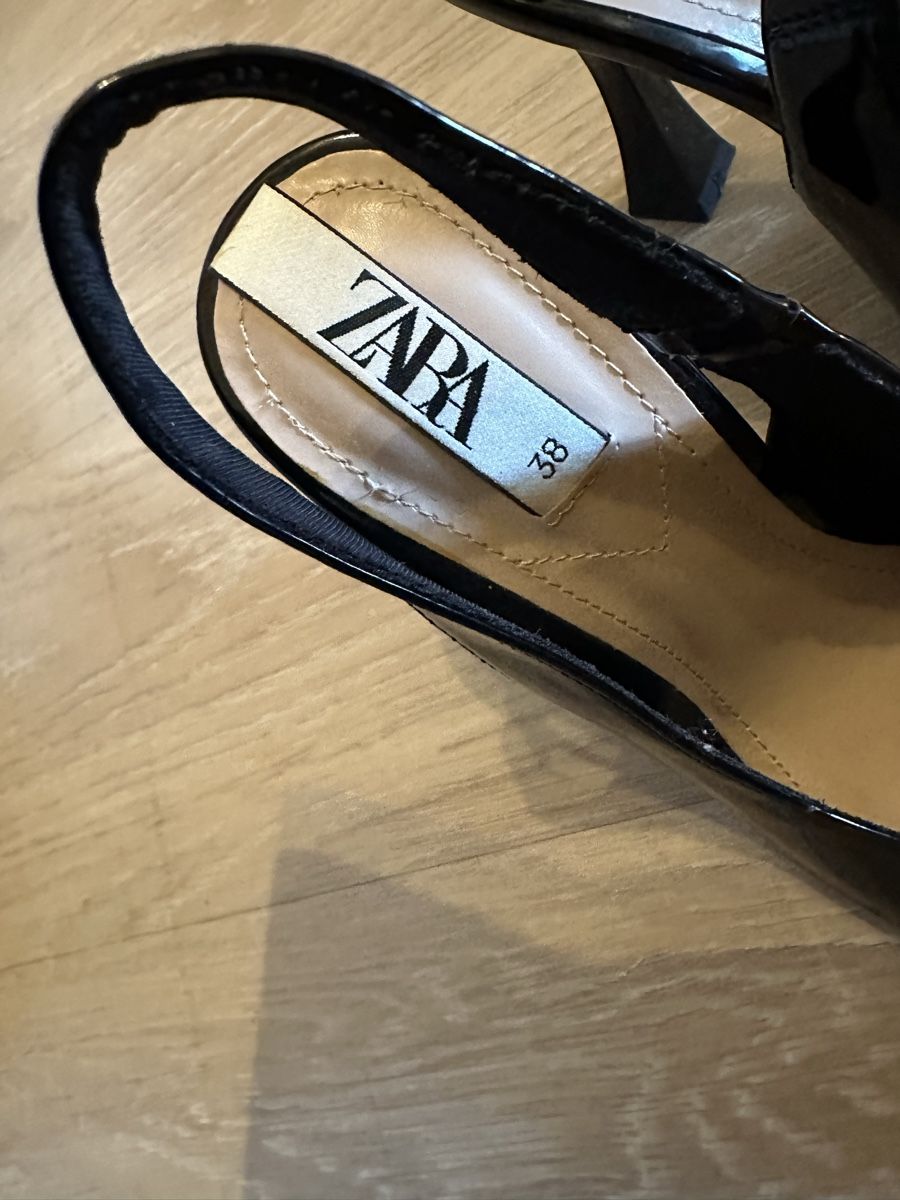 Zara Damenschuhe: Zara Damen Schuhe Grösse 38 – Gebraucht aus Basel von Ivana_4 3