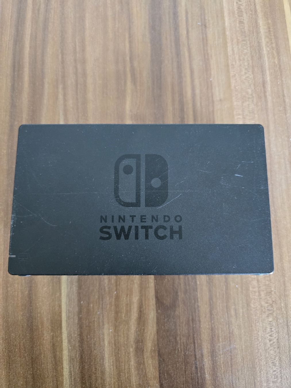 Nintendo Consoles: Nintendo Switch Dock guter Zustand – D'occasion à hombrechtikon par eatos88