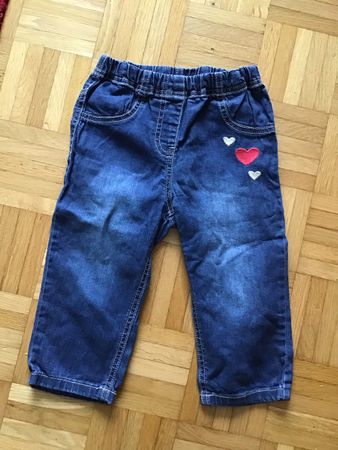 Jako-O 3/4Jeans mit Herzapplikation, Grösse 122, Top Zustand