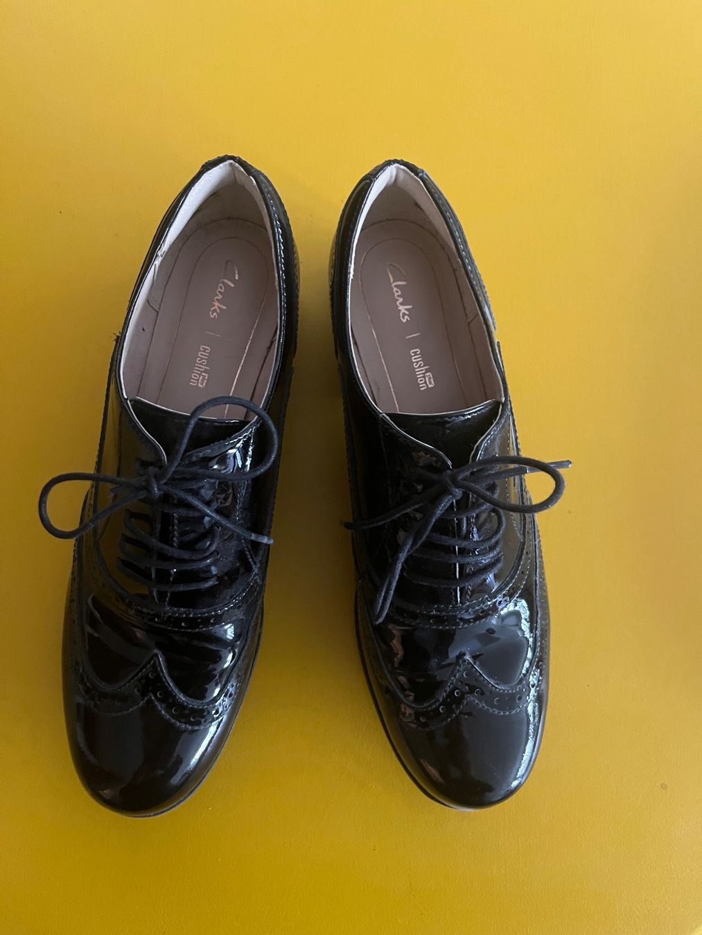 Clarks Scarpe da donna: Clarks femme p.40/41 – Usato da Biel-Bienne venduto da Doriskoloris