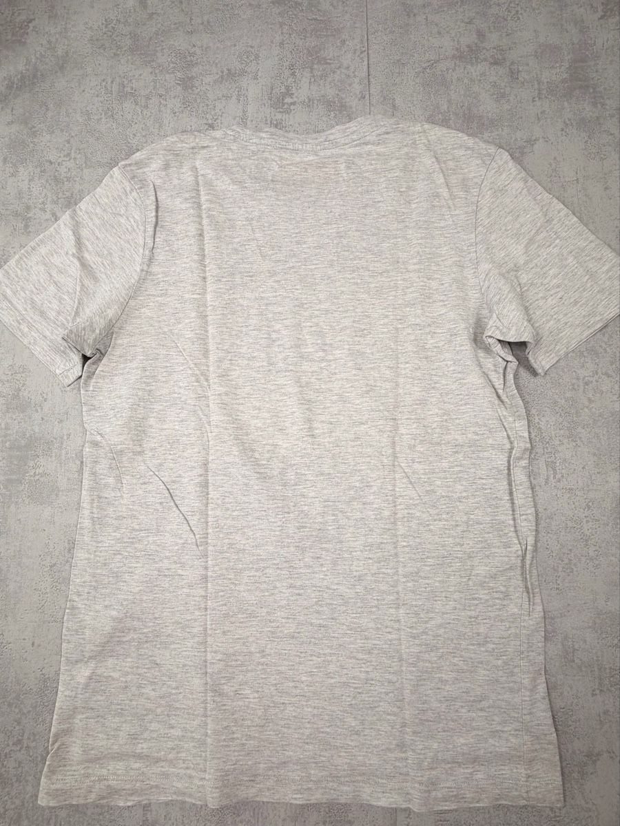 Jack & Jones T-shirt: T-shirt Jack & Jones Gris clair - Taille S – Usato da Neuchâtel venduto da aliceguins 5