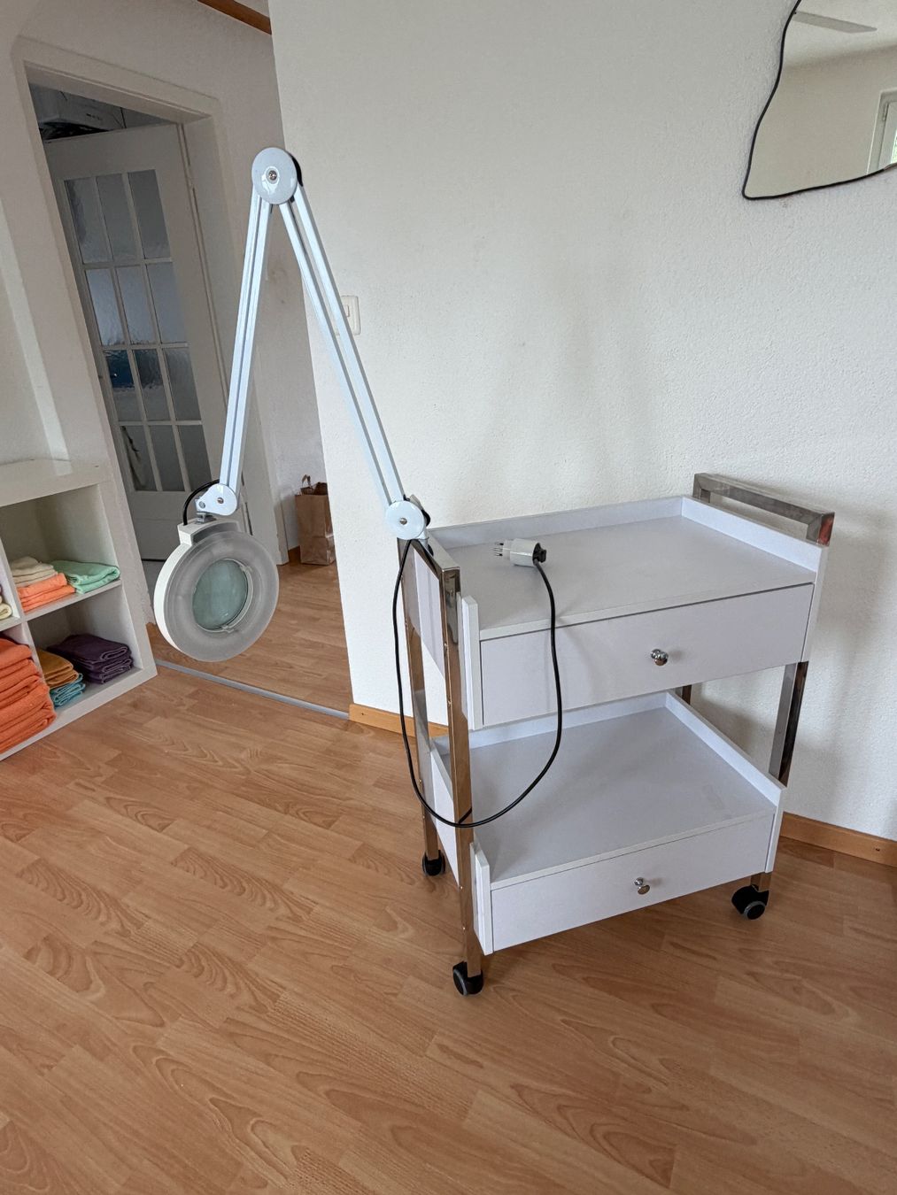 Korpus: Arbeitsboy / Arbeitswagen / Rollcontainer – Gebraucht aus Nussbaumen AG von priz