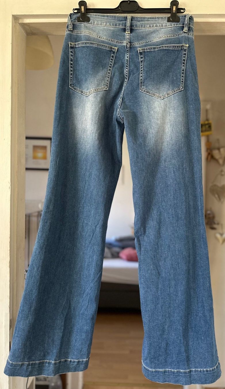 Jeans: JEANS EXTRA FLARE! L – Neu und originalverpackt aus Locarno von NicoNion 5