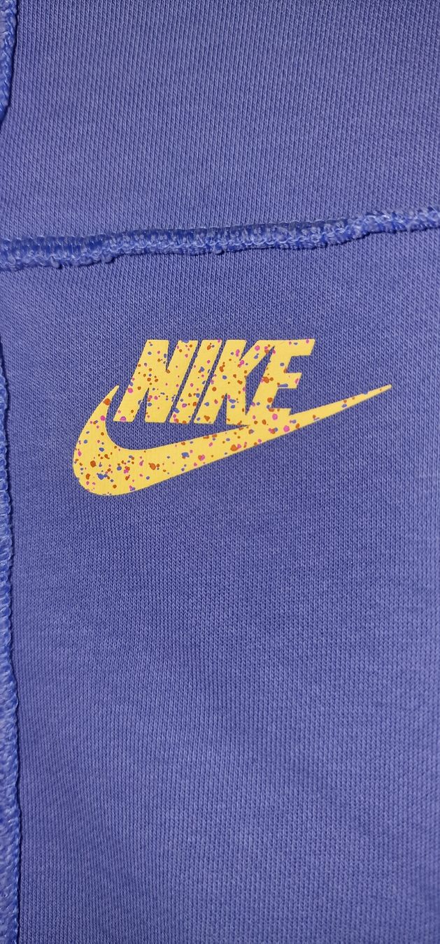 Nike Pullover & Sweatshirts: Nike Vintage Patchwork Crewneck Pullover, Grösse XS oversize – Gebraucht aus Affeltrangen von Szafaoli 2
