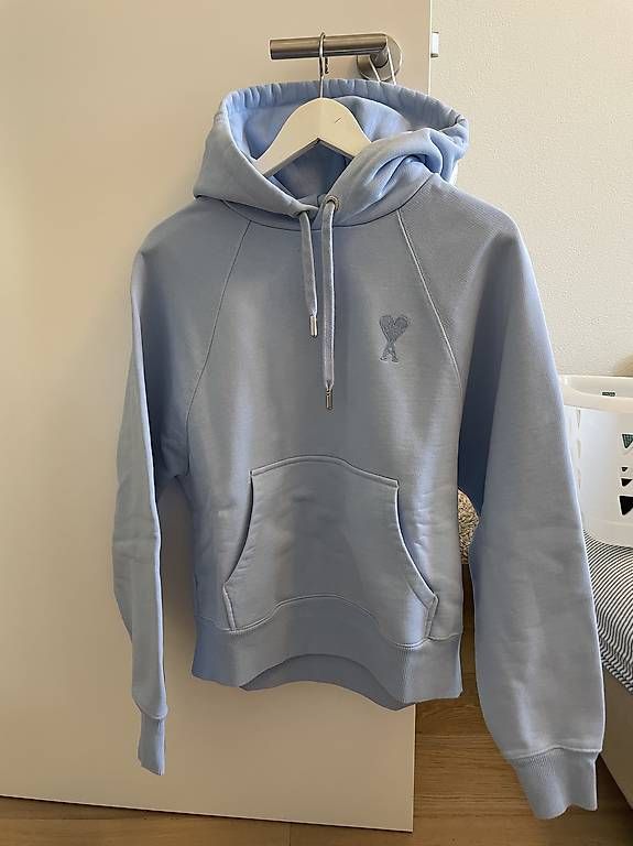 Maglioni & Felpe: AMI Pullover – Usato da Ennetbürgen venduto da Jvek