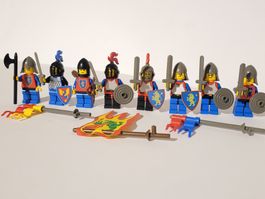 8 Lego Castle ritter figuren in top zusand ! Mit zuberhör