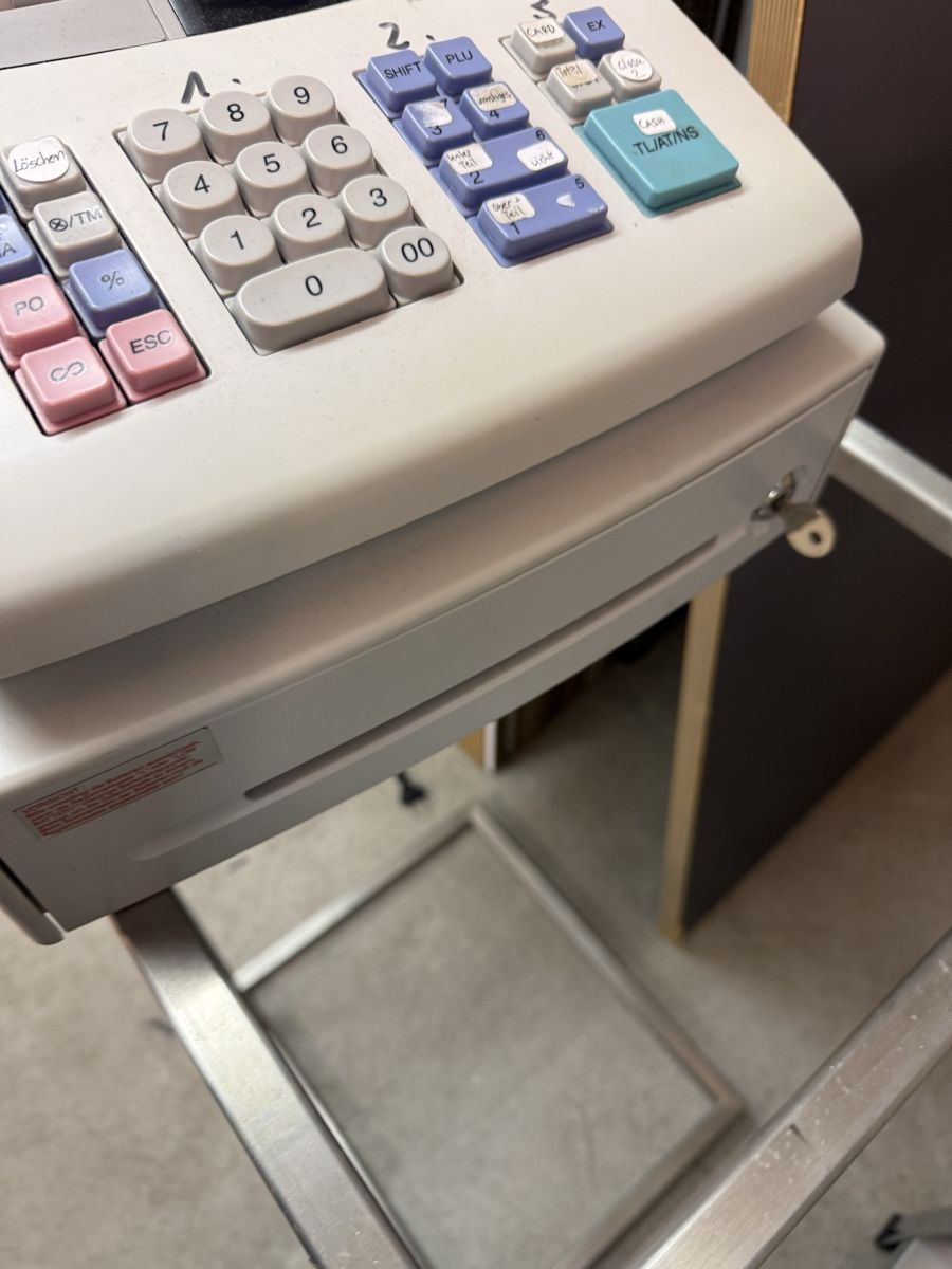 Sharp Registratore di cassa: Registrierkasse Sharp XE-A102 mit Anleitung gebraucht – Usato da Zürich venduto da Mothai 2