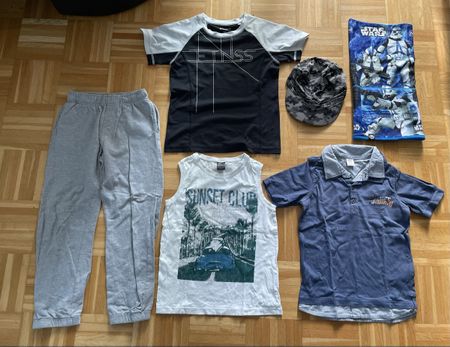 Kleiderpaket Gr. 128