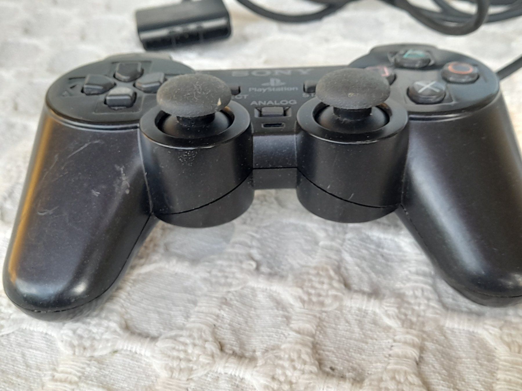 Sony Controller: Sony Playstation Controller – Usato da Thun venduto da Treff.....e 4