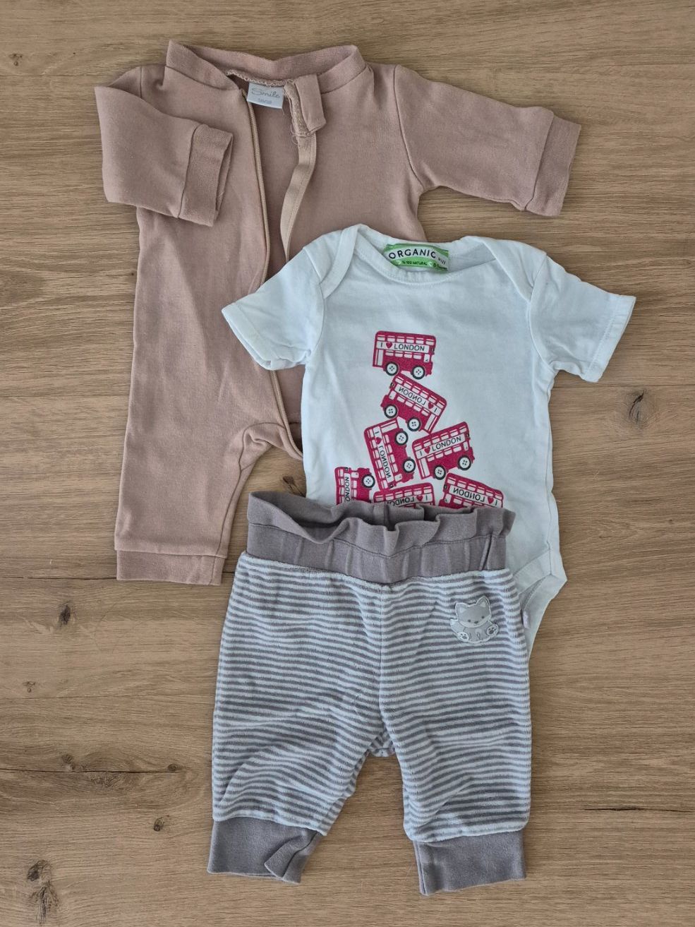 Kleiderpakete & -sets: Herziges Baby-Set, Gr. 58 – Gebraucht aus Ettenhausen TG von Melanie_K.
