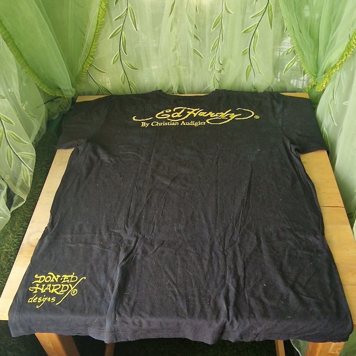 Ed Hardy T-shirt: Ed Hardy T-Shirt – Usato da Merlischachen venduto da Sheavy 3