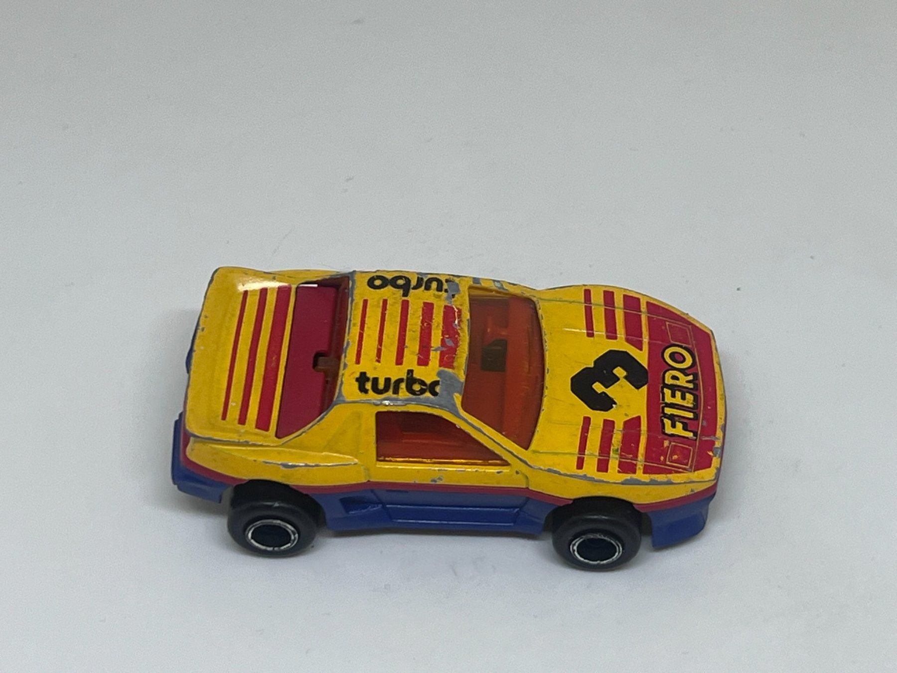 Majorette Modellini d'auto: Majorette Pontiac Fiero #730 – Usato da Wildegg venduto da LaaBoutique 1