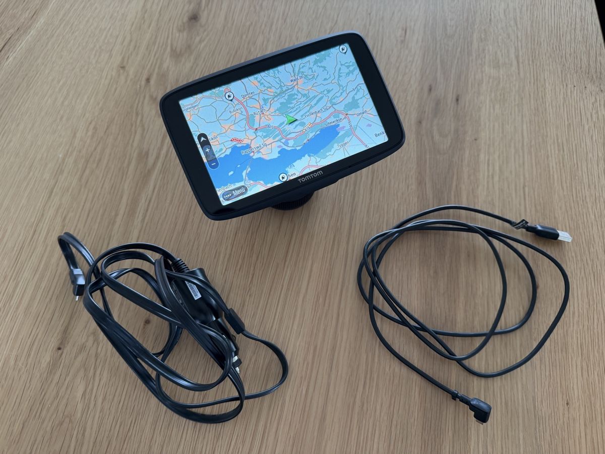 Tomtom Navigatori: Tomtom Go 620 - World Navigationsgerät mit Wifi + Bluetooth – Usato da Ermenswil venduto da takethisitem