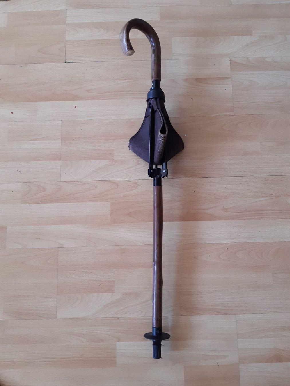 Ausili per la deambulazione: Spazierstock mit Sitz – Usato da Bonstetten venduto da Theo75