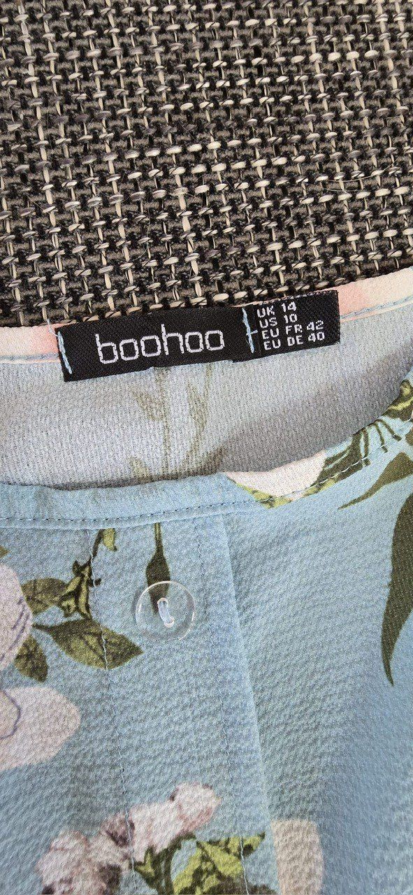 Tute: Sommerlicher Jumpsuit, hellblau mit Blumen, Grösse 42 – Usato da Möhlin venduto da bea_gb97 2