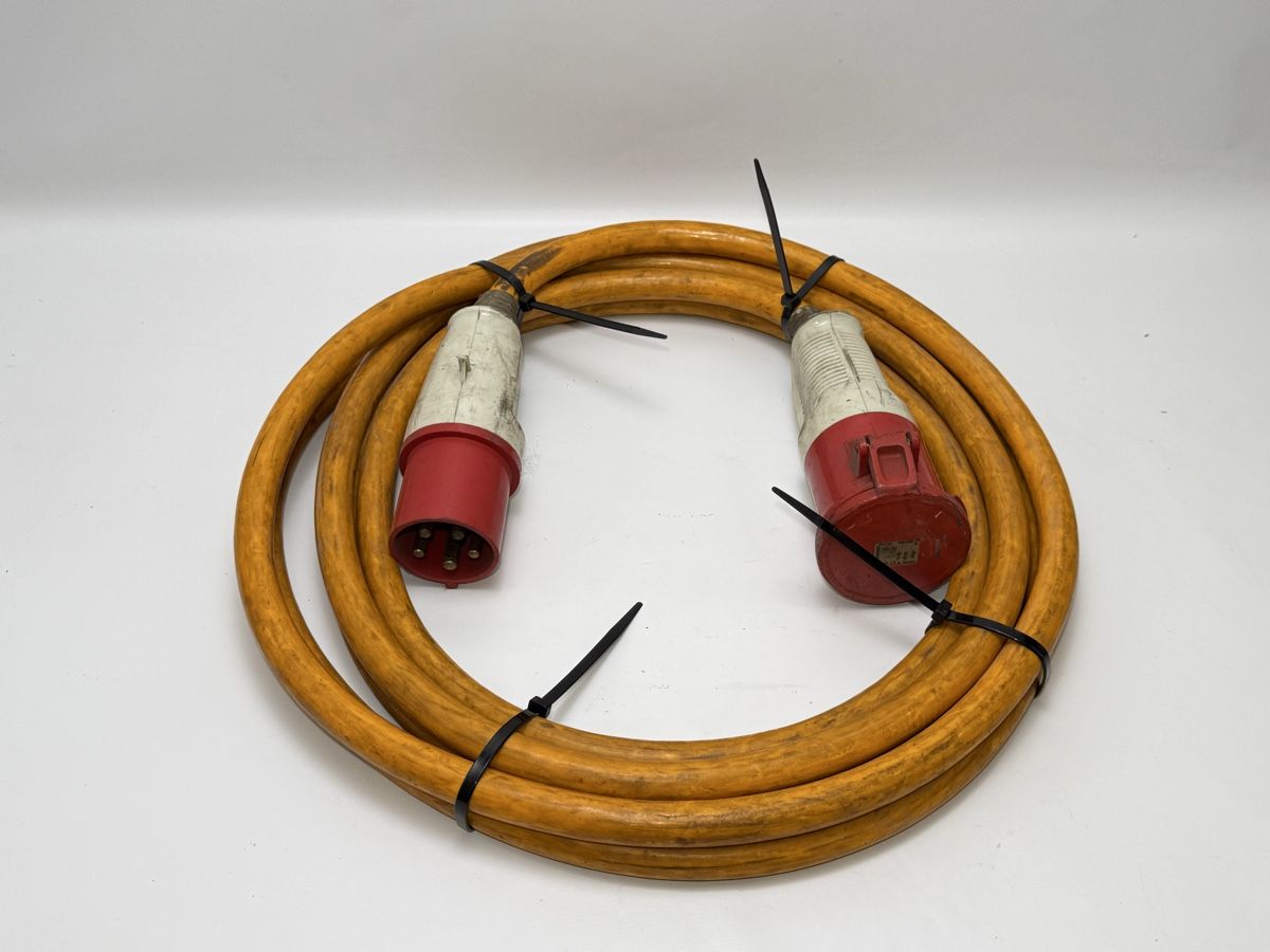 Cavi: Starkstromkabel CEE 63A 400V Kanel 8 Meter – Usato da Boswil venduto da ABLagerBoswil