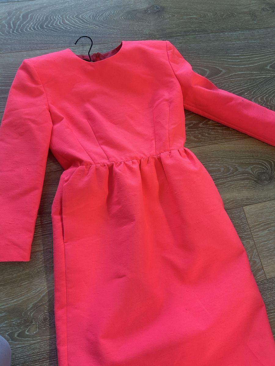 Gucci Vestiti: Gucci Hot Pink Kleid mit Schlitz – Nuovo e nell'imballaggio originale da Zürich venduto da nin_mk8s 2