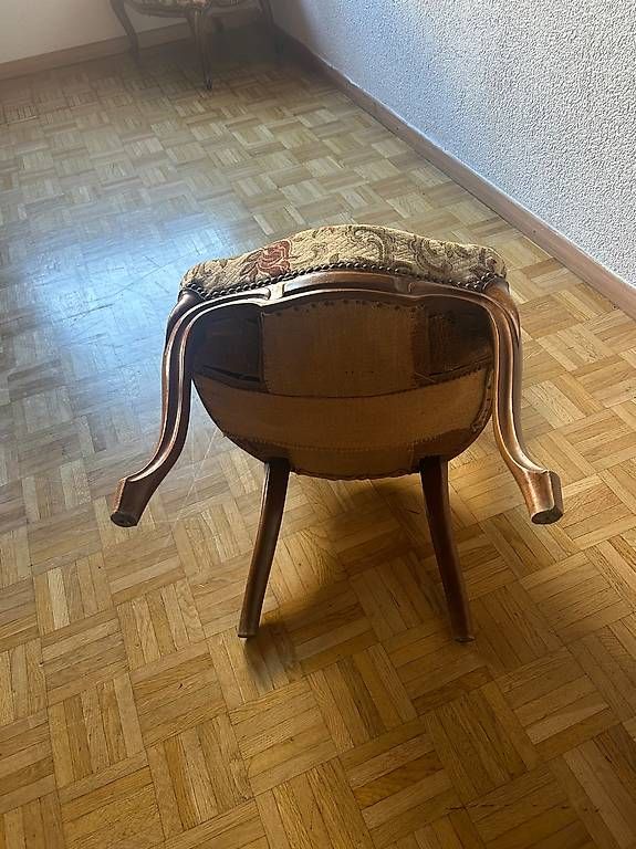 Stühle: 2 antike Stühle – Gebraucht aus Unterterzen von Esther4real 2