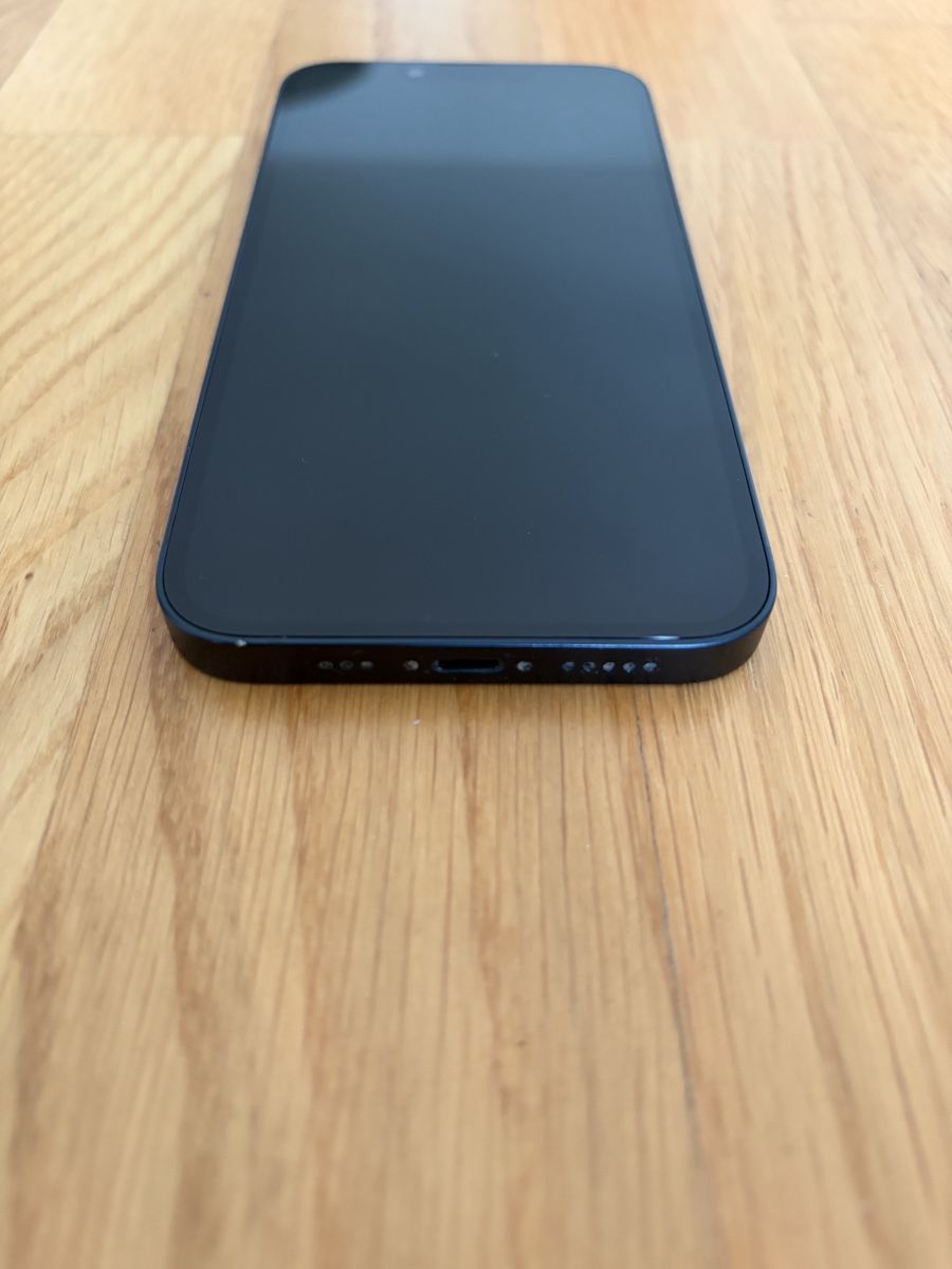 Apple Telefoni cellulari / Smartphones: iPhone 14 | Midnight Blue | 128 GB | 84% Batterie – Usato da Regensdorf venduto da WetTowel42 5
