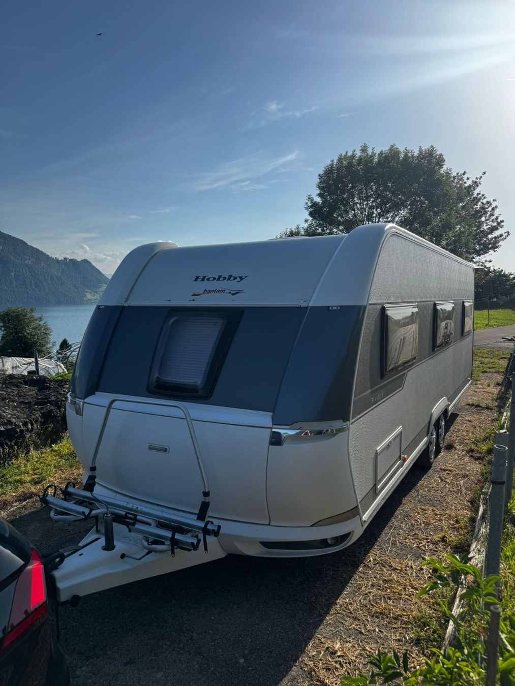 Hobby Véhicules de camping: Hobby 650 UMFe Prestige – D'occasion à Weggis par Edan64