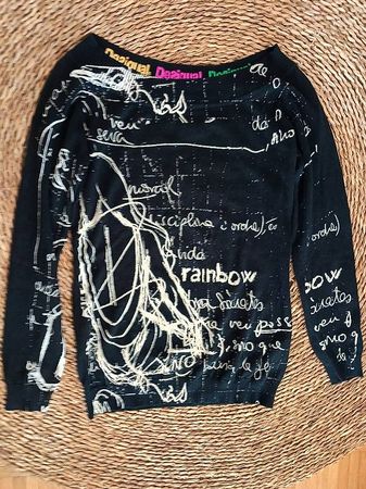 Kreativer Pulli von Desigual - gratis Versand