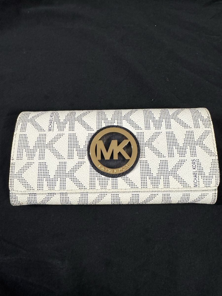 Michael Kors Portamonete: Michael Kors Portemonnaie – Nuovo (secondo la descrizione) da Wil SG venduto da Juls_Katie