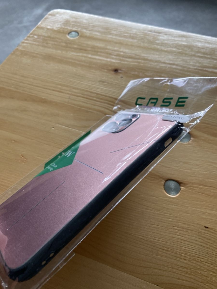 Telefoni cellulari / Smartphones: iPhone 11 Pro Hülle rosa ungebraucht – Nuovo e nell'imballaggio originale da Neftenbach venduto da Blade230S 3