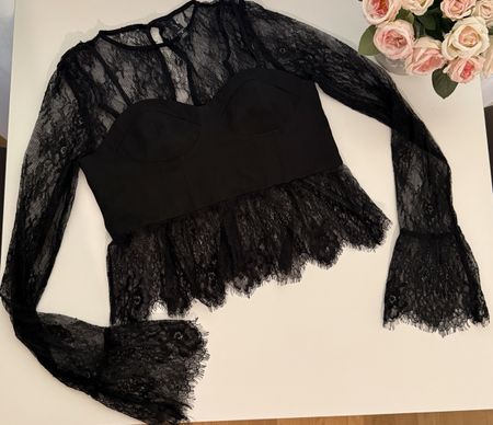 Damen Oberteil Amisu Spitze schwarz Grösse M neuwertig