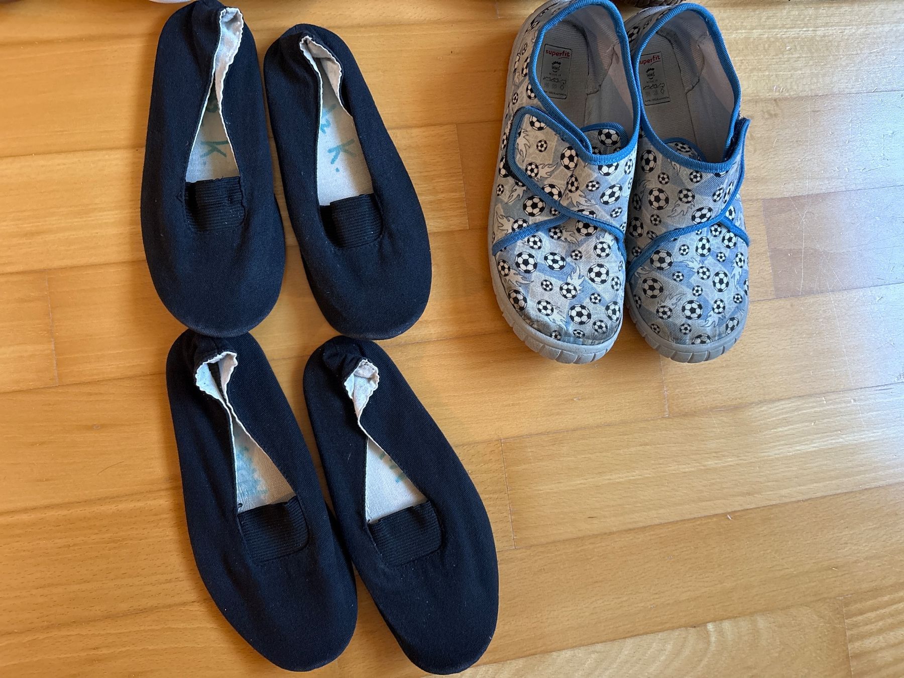 Schuhe für Jungen: Schuhpaket gr 31-35 – Gebraucht aus Effretikon von MarthaK. 4