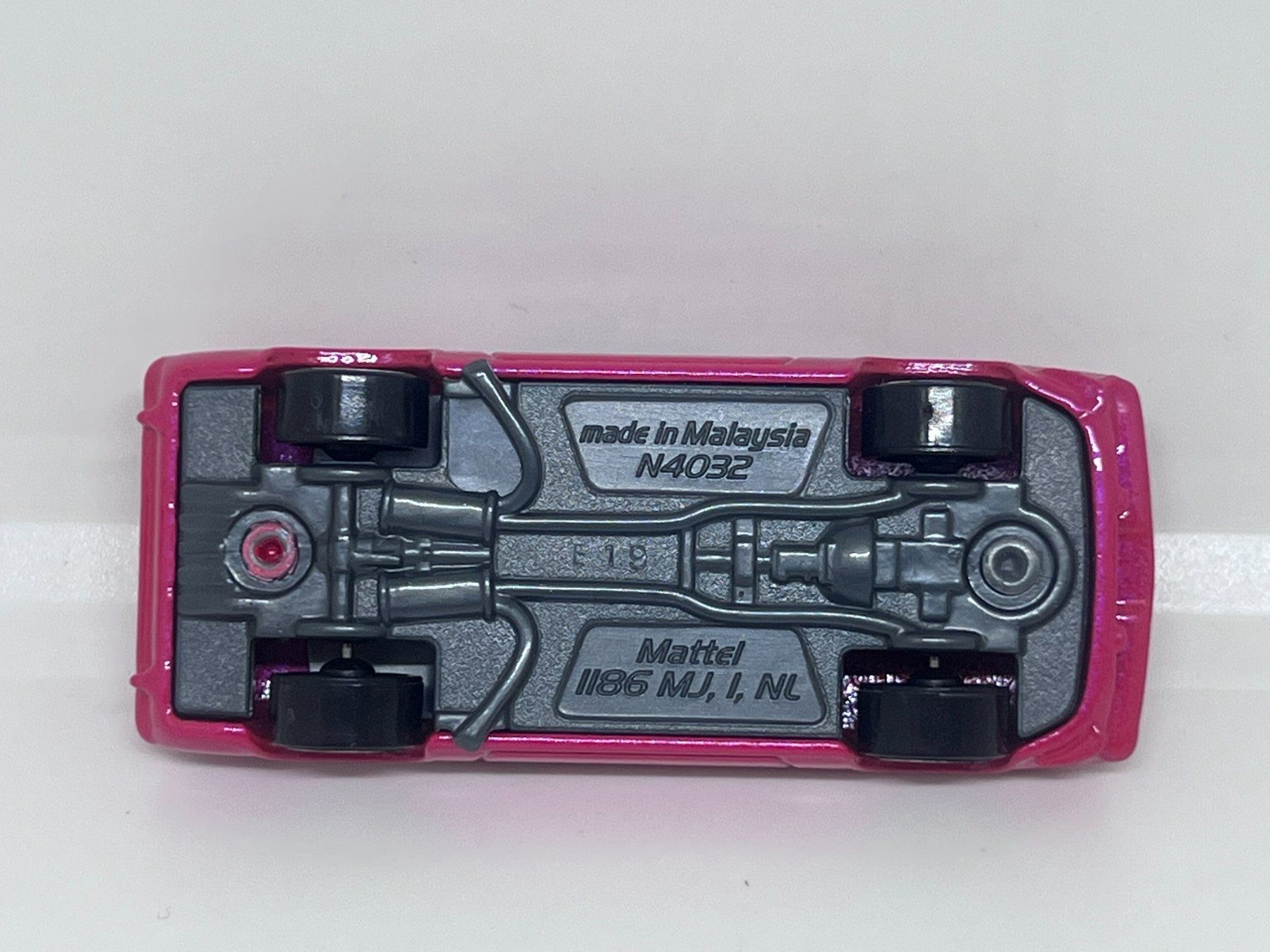 Hot Wheels Modellautos: Hot Wheels '70 Plymouth AAR Cuda – Neu (gemäss Beschreibung) aus Wildegg von LaaBoutique 3
