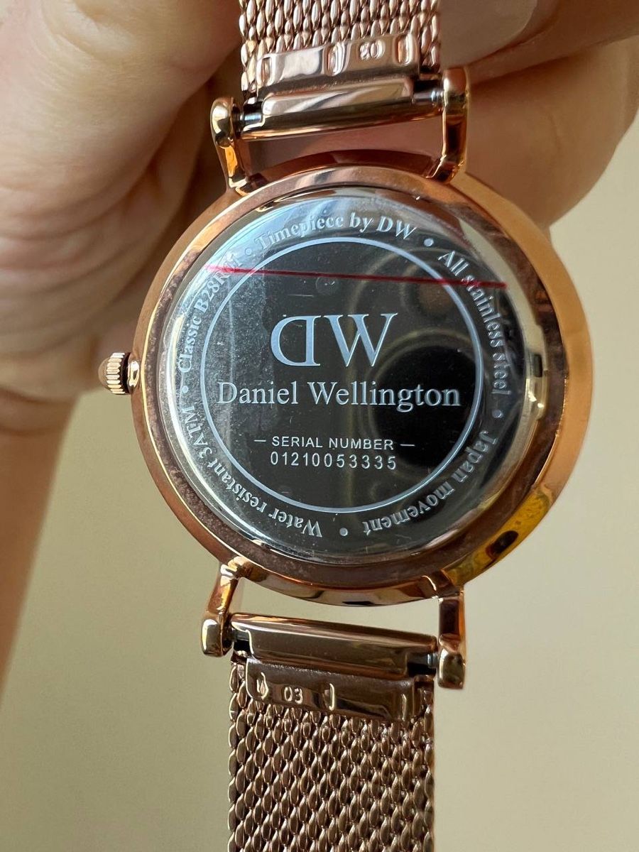 Daniel Wellington Orologi: Montre Daniel Wellington – Nuovo e nell'imballaggio originale da La Chaux-de-Fonds venduto da otl_n8bc 1