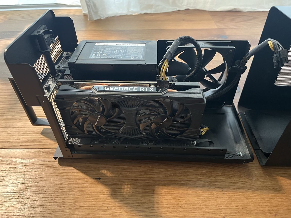 Razor Core eGPU mit Nvidia RTX 2060 Super (Gebraucht) in Stäfa für CHF ...